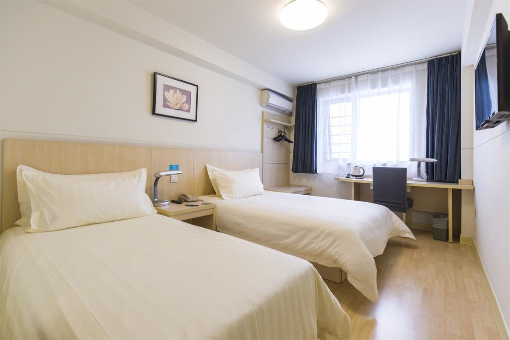 Jingjiang Inn Shanghai Jiading Chengzhong Road Eksteriør billede