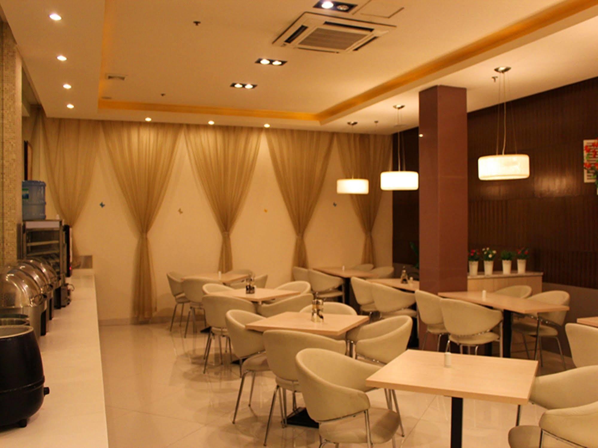 Jingjiang Inn Shanghai Jiading Chengzhong Road Eksteriør billede